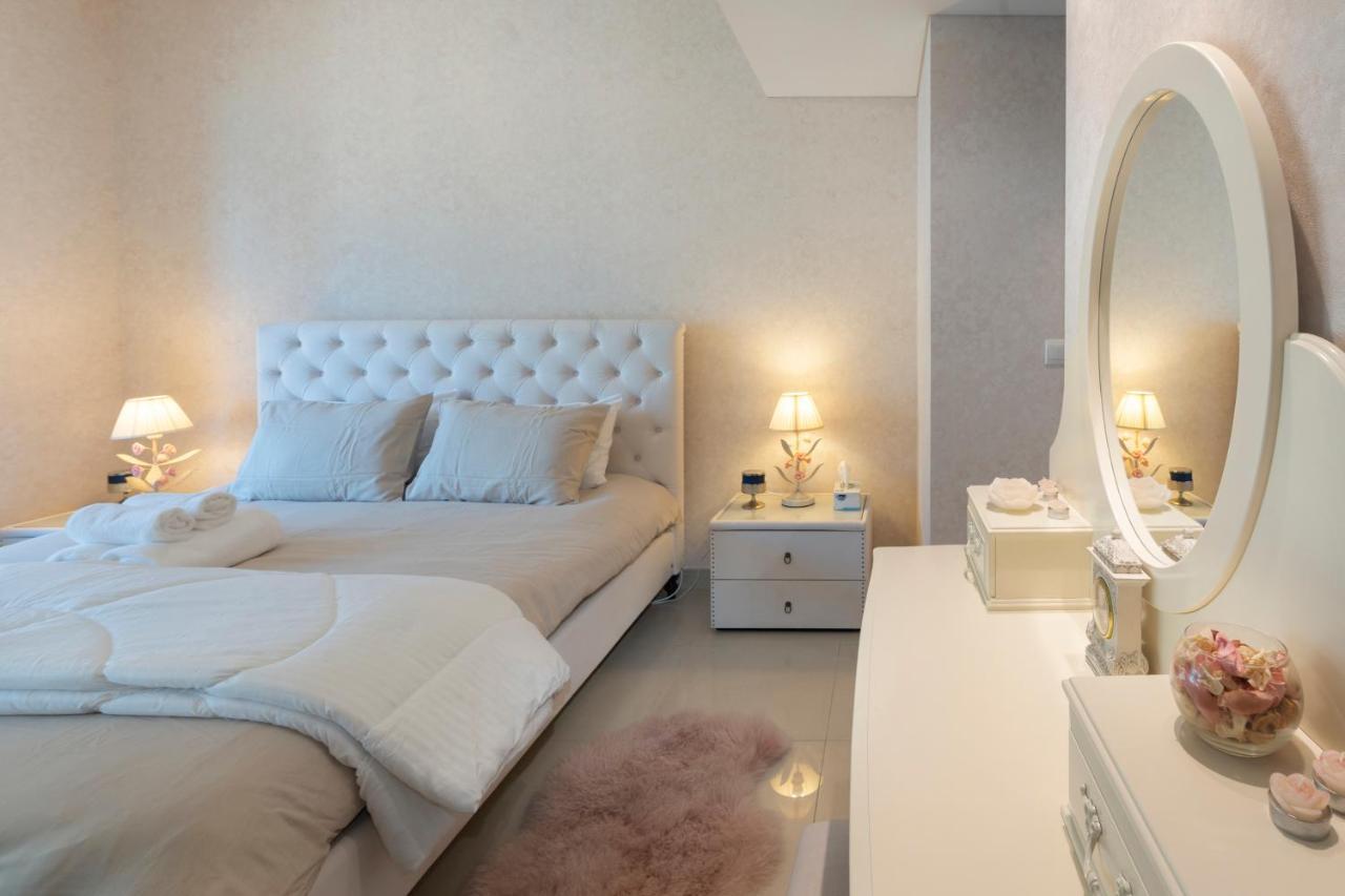 Downtown Dubai, Luxury 2 Bed 2 Bath Apartment - Pool, Gym, Aircon, Parking - Views Of The Dubai Fountain & Burj Khalifa Екстериор снимка